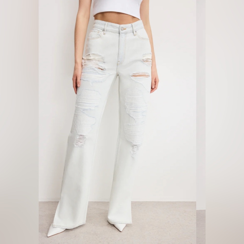 GOOD AMERICAN Distressed Light Blue Women's Jeans (The Khloe Jean)